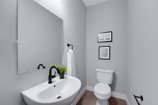 389-391 Berkeley Rd, Columbus, OH 43205 - Photo 9