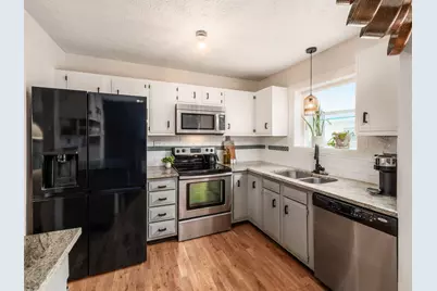 3691 Cannongate Drive, Columbus, OH 43228 - Photo 13