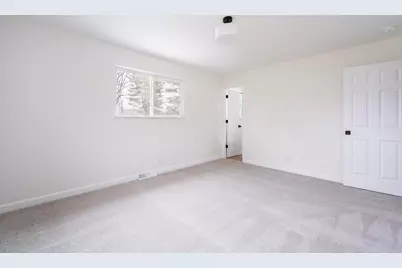 3689 Beacontree Drive, Columbus, OH 43224 - Photo 13