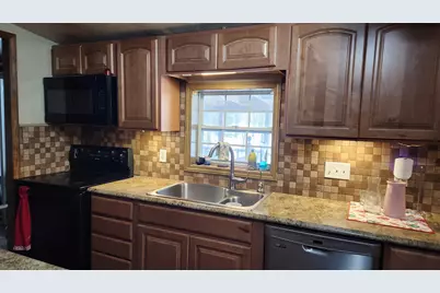 11426 Dozer Road SW, Stoutsville, OH 43154 - Photo 9