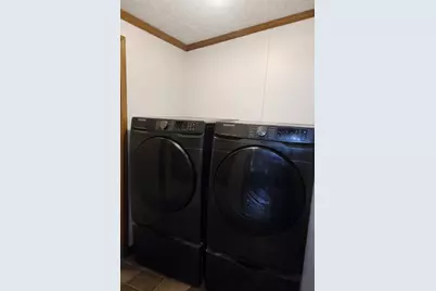11426 Dozer Road SW, Stoutsville, OH 43154 - Photo 13