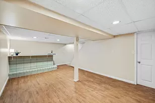 925 Kinnear Rd, Columbus, OH 43212 - Photo 23