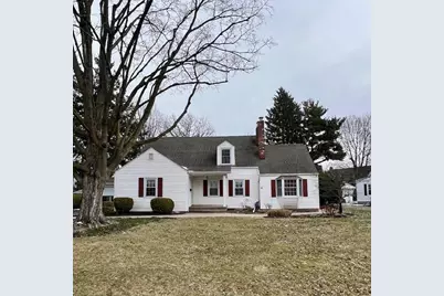 825 Lincoln Drive, Washington Court House, OH 43160 - Photo 1