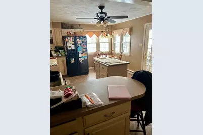 825 Lincoln Drive, Washington Court House, OH 43160 - Photo 7