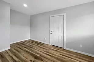 2897 Grasmere Ave, Columbus, OH 43224 - Photo 13