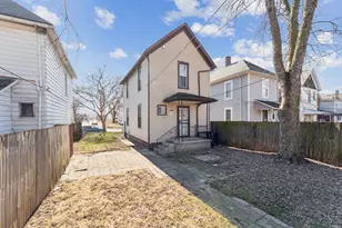 274 E Barthman Ave, Columbus, OH 43207 - Photo 5