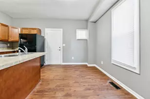 274 E Barthman Ave, Columbus, OH 43207 - Photo 17