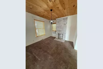 515 E Chestnut Street, Lancaster, OH 43130 - Photo 3