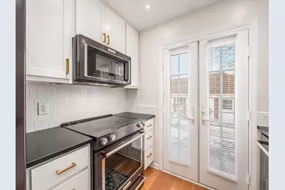 2824 Chateau Circle S #86, Columbus, OH 43221 - Photo 13