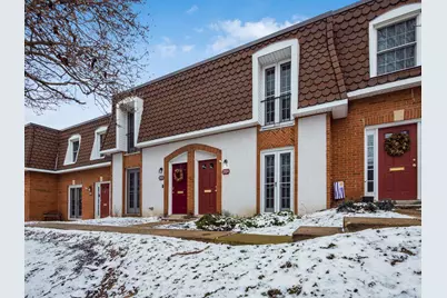 2824 Chateau Circle S #86, Columbus, OH 43221 - Photo 3