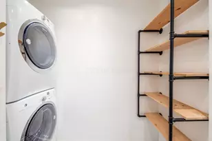 2824 Chateau Cir S, Columbus, OH 43221 - Photo 27