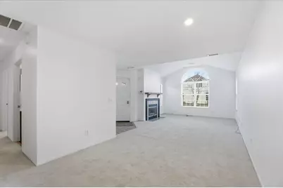 303 Pointe Place, Westerville, OH 43082 - Photo 5