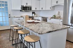 4677 Harrisburg Pike, Grove City, OH 43123 - Photo 15