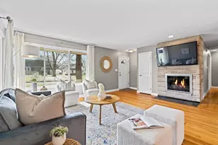 2668 Edgevale Rd, Upper Arlington, OH 43221 - Photo 9