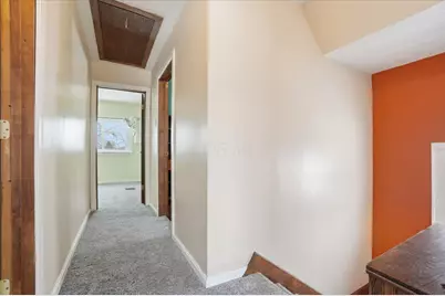 121 W Lincoln Avenue, Bellefontaine, OH 43311 - Photo 29