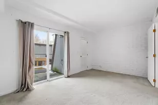 736 Worthington Forest Pl, Columbus, OH 43229 - Photo 17