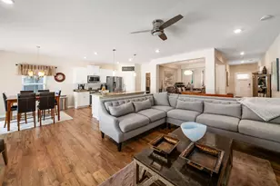 521 Curry Dr, Pataskala, OH 43062 - Photo 17