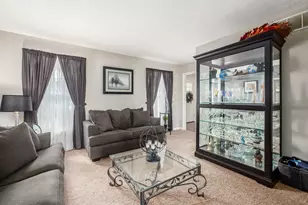 2318 Ziner Cir S, Grove City, OH 43123 - Photo 11