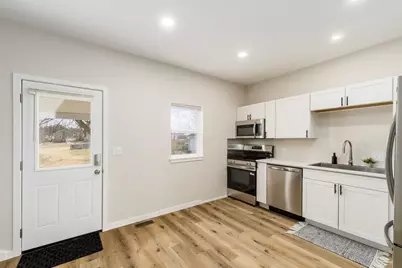 180 Nicholas Drive, Circleville, OH 43113 - Photo 9