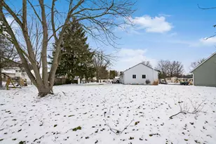 613 Mistletoe St, Columbus, OH 43230 - Photo 35