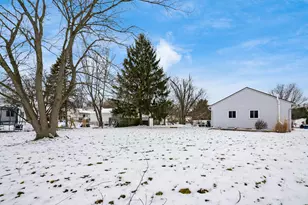 613 Mistletoe St, Columbus, OH 43230 - Photo 37