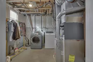 8277 Deering Oaks Dr, Blacklick, OH 43004 - Photo 29