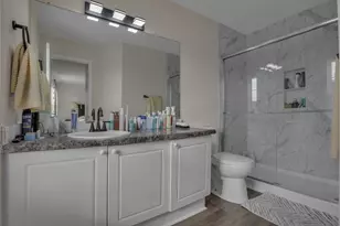 8277 Deering Oaks Dr, Blacklick, OH 43004 - Photo 23