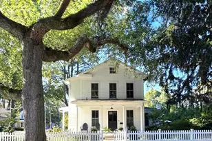 235 E Elm St, Granville, OH 43023 - Photo 1