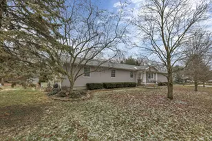 29 1st Ave SW, Etna, OH 43062 - Photo 3