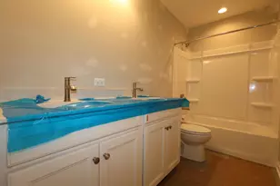 4570 Burgstaller Ct, Grove City, OH 43123 - Photo 9