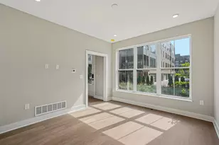 282 Dickenson St, Columbus, OH 43215 - Photo 9