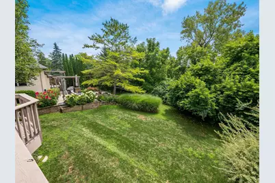 895 Linworth Village Drive, Columbus, OH 43235 - Photo 39