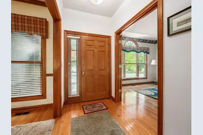 895 Linworth Village Drive, Columbus, OH 43235 - Photo 3