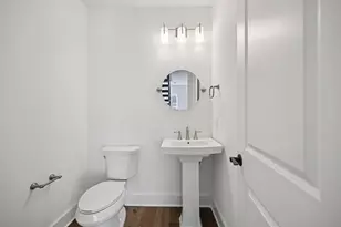 284 Dickenson St, Columbus, OH 43215 - Photo 15