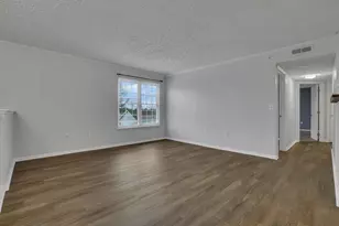 5621 Cedar Springs, Columbus, OH 43228 - Photo 5