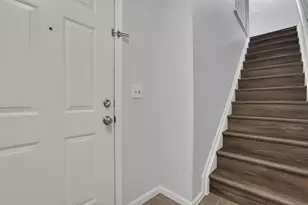 5621 Cedar Springs, Columbus, OH 43228 - Photo 3