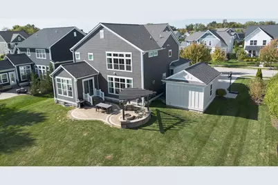 10600 Honeysuckle Way, Plain City, OH 43064 - Photo 3