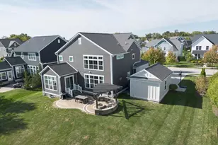 10600 Honeysuckle Way, Plain City, OH 43064 - Photo 3