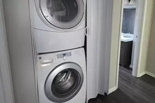 1170 Bryden Rd, Columbus, OH 43205 - Photo 5