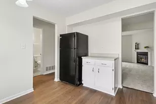 2026 Sawbury Blvd, Columbus, OH 43235 - Photo 11