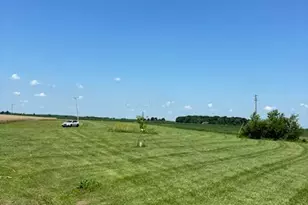 2105 Stonerock Rd, Williamsport, OH 43164 - Photo 1