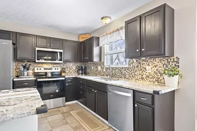 1276 Four Star Drive E, Galloway, OH 43119 - Photo 7