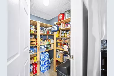 1276 Four Star Drive E, Galloway, OH 43119 - Photo 15