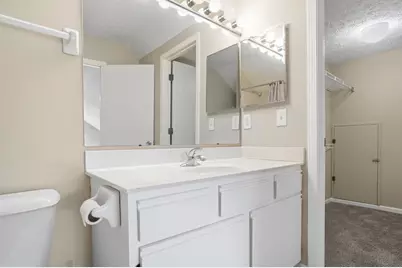 6770 Chateau Chase Drive, Columbus, OH 43235 - Photo 41