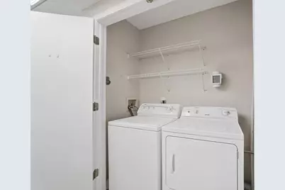 6770 Chateau Chase Drive, Columbus, OH 43235 - Photo 23