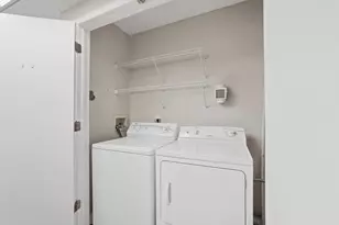 6770 Chateau Chase Dr, Columbus, OH 43235 - Photo 23