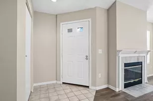 6770 Chateau Chase Dr, Columbus, OH 43235 - Photo 9