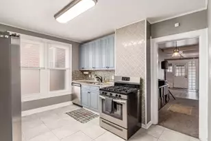 987 E Whittier St, Columbus, OH 43206 - Photo 17