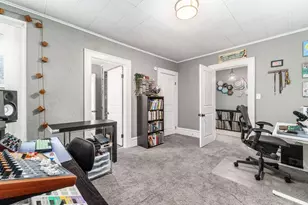987 E Whittier St, Columbus, OH 43206 - Photo 11