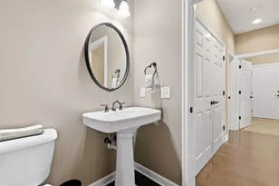 3913 Shadowstone Way, Columbus, OH 43221 - Photo 31